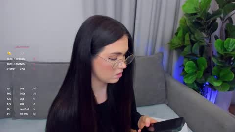 Snapshot of sexyangeloux chatting on 05-14-26, 11:11 Lou online show from 05-14-26, 11:11