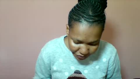 Snapshot of sexyapple2002 chatting on 10-08-25, 12:36 sexyapple2002 online show from 10-08-25, 12:36