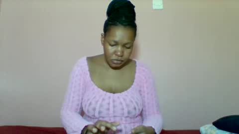 Snapshot of sexyapple2002 chatting on 10-10-25, 08:24 sexyapple2002 online show from 10-10-25, 08:24