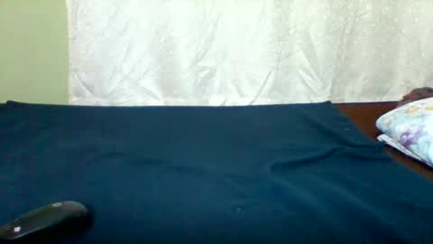 Snapshot of sexyapple2002 chatting on 10-16-25, 07:09 sexyapple2002 online show from 10-16-25, 07:09