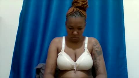 sexyapple2002 online show from 04-09-26, 03:06