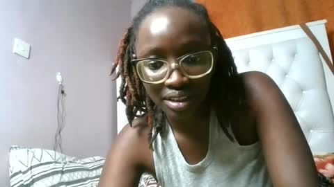 Snapshot of sexyary chatting on 06-27-26, 02:55 sexyary online show from 06-27-26, 02:55
