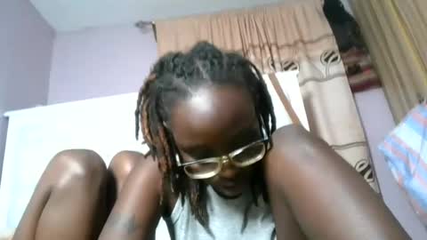 Snapshot of sexyary chatting on 06-28-26, 03:01 sexyary online show from 06-28-26, 03:01