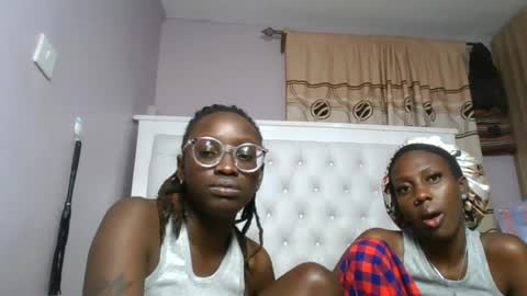 Snapshot of sexyary chatting on 07-03-26, 05:30 sexyary online show from 07-03-26, 05:30