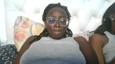 Snapshot of sexyary chatting on 07-10-26, 02:16 sexyary online show from 07-10-26, 02:16