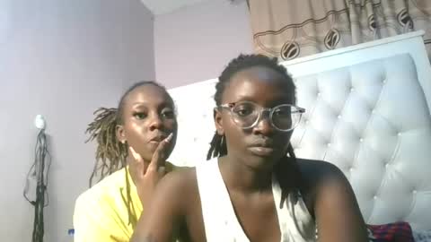 Snapshot of sexyary chatting on 07-10-26, 04:42 sexyary online show from 07-10-26, 04:42