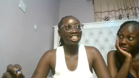 Snapshot of sexyary chatting on 07-15-26, 03:28 sexyary online show from 07-15-26, 03:28
