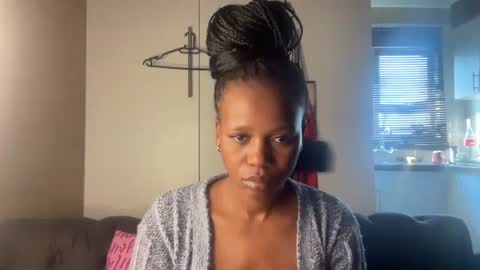 Snapshot of sexyasszeeee chatting on 05-18-26, 09:15 sexyasszeeee online show from 05-18-26, 09:15