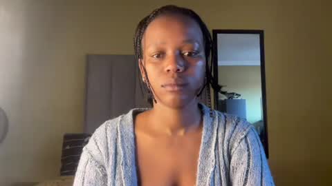 Snapshot of sexyasszeeee chatting on 06-13-26, 10:35 sexyasszeeee online show from 06-13-26, 10:35