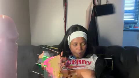 Snapshot of sexyasszeeee chatting on 06-30-26, 12:17 sexyasszeeee online show from 06-30-26, 12:17