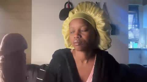 Snapshot of sexyasszeeee chatting on 07-19-26, 09:35 sexyasszeeee online show from 07-19-26, 09:35