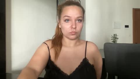 Snapshot of sexyayo666 chatting on 03-08-26, 10:30 ALAYA online show from 03-08-26, 10:30