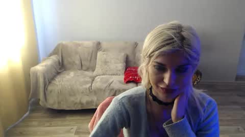 Snapshot of sexybeatriice chatting on 04-28-26, 06:29 sexybeatriice online show from 04-28-26, 06:29