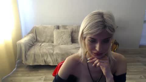 Snapshot of sexybeatriice chatting on 06-05-26, 06:31 sexybeatriice online show from 06-05-26, 06:31