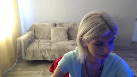 Snapshot of sexybeatriice chatting on 06-07-26, 06:17 sexybeatriice online show from 06-07-26, 06:17