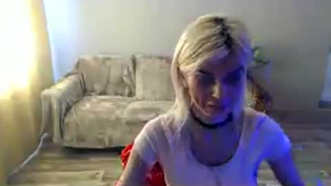 Snapshot of sexybeatriice chatting on 07-11-26, 06:38 sexybeatriice online show from 07-11-26, 06:38