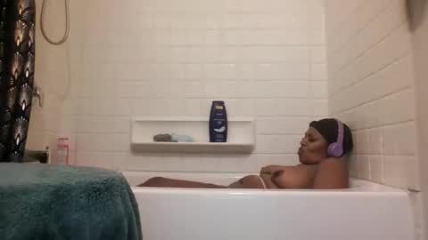 sexybella81 online show from 12-04-25, 06:27