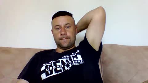 Snapshot of sexybigdick11 chatting on 06-07-26, 09:57 david online show from 06-07-26, 09:57