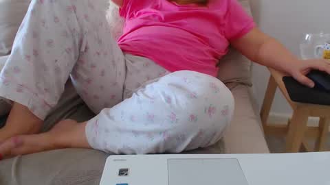 Sexyblonde4u58 online show from 02-19-25, 12:22