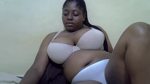 sexyboobies25 online show from 03-10-25, 10:37