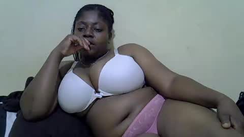 sexyboobies25 online show from 03-11-25, 05:57