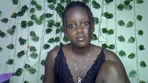 Snapshot of sexybree_love chatting on 12-23-24, 10:23 sexybree_love online show from 12-23-24, 10:23