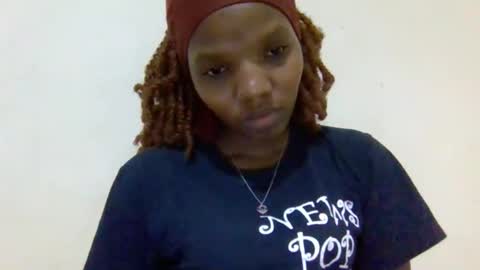 Essy online show from 10-24-25, 04:58