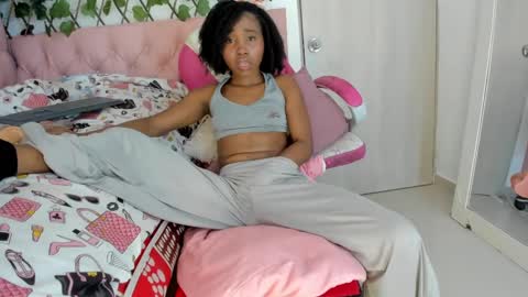 sofia online show from 01-29-25, 02:00