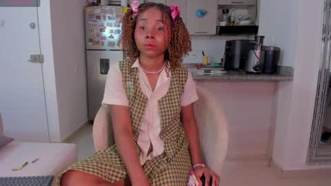 Snapshot of sexybrunnetem chatting on 06-08-26, 08:15 sofia online show from 06-08-26, 08:15
