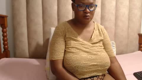 sexybustyxx online show from 04-08-26, 06:24