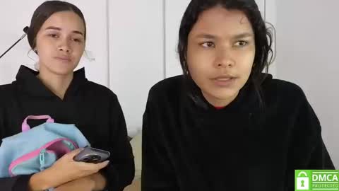 Snapshot of sexychanell_18 chatting on 09-26-25, 01:04 chanell and yina online show from 09-26-25, 01:04