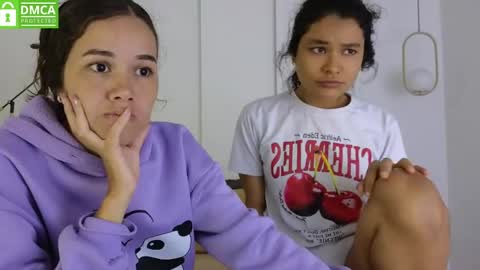 Snapshot of sexychanell_18 chatting on 06-05-26, 01:50 chanell and yina online show from 06-05-26, 01:50