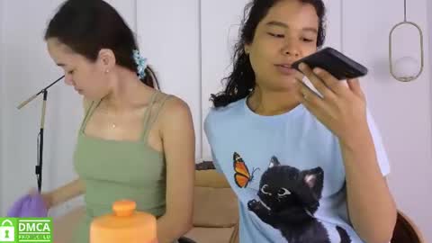 Snapshot of sexychanell_18 chatting on 06-24-26, 01:43 chanell and yina online show from 06-24-26, 01:43