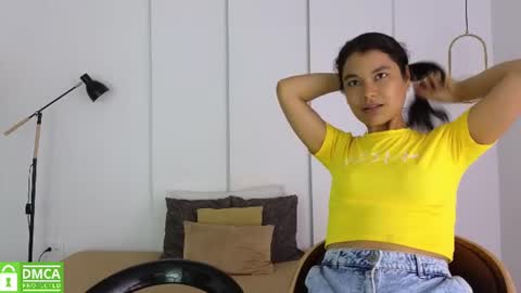 Snapshot of sexychanell_18 chatting on 06-26-26, 01:37 chanell and yina online show from 06-26-26, 01:37