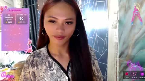 Snapshot of sexycheng chatting on 05-22-26, 05:18 Miss Cheng online show from 05-22-26, 05:18