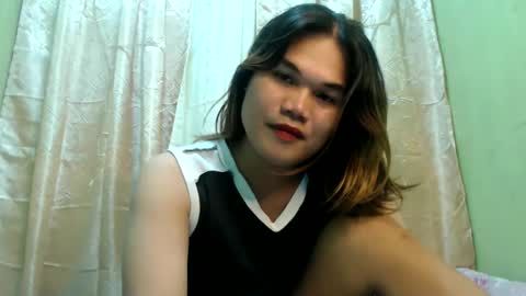 Snapshot of sexychubbyx chatting on 10-25-25, 12:13 Erica 3 online show from 10-25-25, 12:13