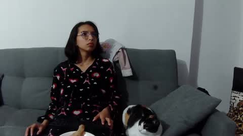 Snapshot of sexycouple_2 chatting on 02-26-25, 05:42 Katalleya and Steban online show from 02-26-25, 05:42