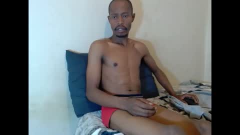 sexycouplexx01 online show from 03-06-26, 02:24