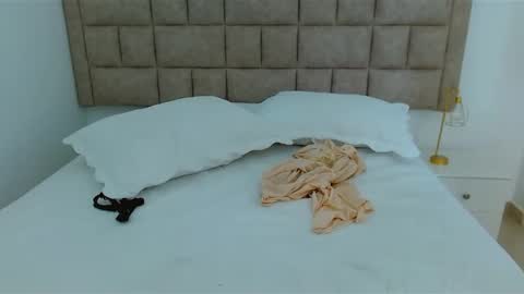 Snapshot of sexydakotha chatting on 01-11-25, 05:51 DAKOTA online show from 01-11-25, 05:51