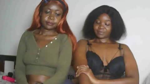Snapshot of sexyebony283378 chatting on 05-11-26, 03:56 sexyebony283378 online show from 05-11-26, 03:56