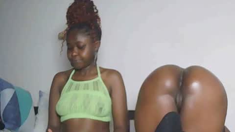 Snapshot of sexyebony283378 chatting on 07-16-26, 05:57 sexyebony283378 online show from 07-16-26, 05:57