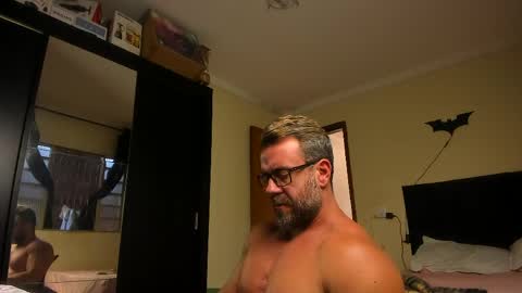 chris online show from 05-06-26, 06:02
