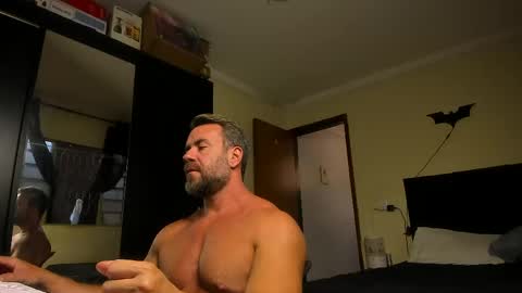 Snapshot of sexyflightz chatting on 05-08-26, 07:52 chris online show from 05-08-26, 07:52