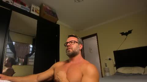 Snapshot of sexyflightz chatting on 06-08-26, 04:18 chris online show from 06-08-26, 04:18