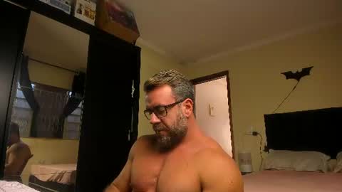 Snapshot of sexyflightz chatting on 06-18-26, 04:33 chris online show from 06-18-26, 04:33