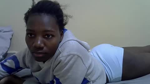 sexyghurl12 online show from 10-05-25, 06:34