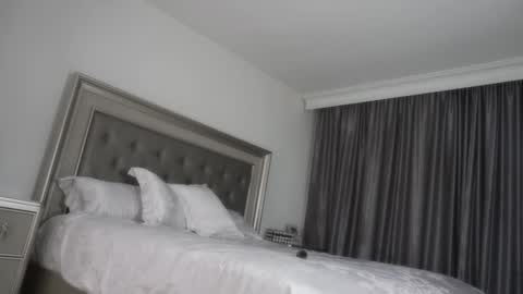 Snapshot of sexygirlforyouuu chatting on 12-29-24, 05:21 Vanessa  online show from 12-29-24, 05:21
