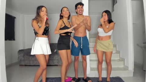 black hair GIORGIA --  redhair RILEY -brown hair APRIL online show from 03-08-25, 08:55