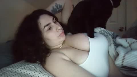 Snapshot of sexygoddesslizaaa chatting on 05-01-26, 11:31 ETERNAL GODDESS WOMAN online show from 05-01-26, 11:31