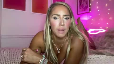 Ashley Love online show from 01-18-26, 07:12